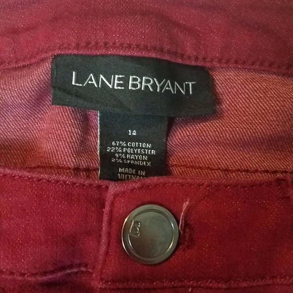 Lane Bryant Sz. 14 L 28 in. Cranberry Denim Crop - Picture 4 of 7